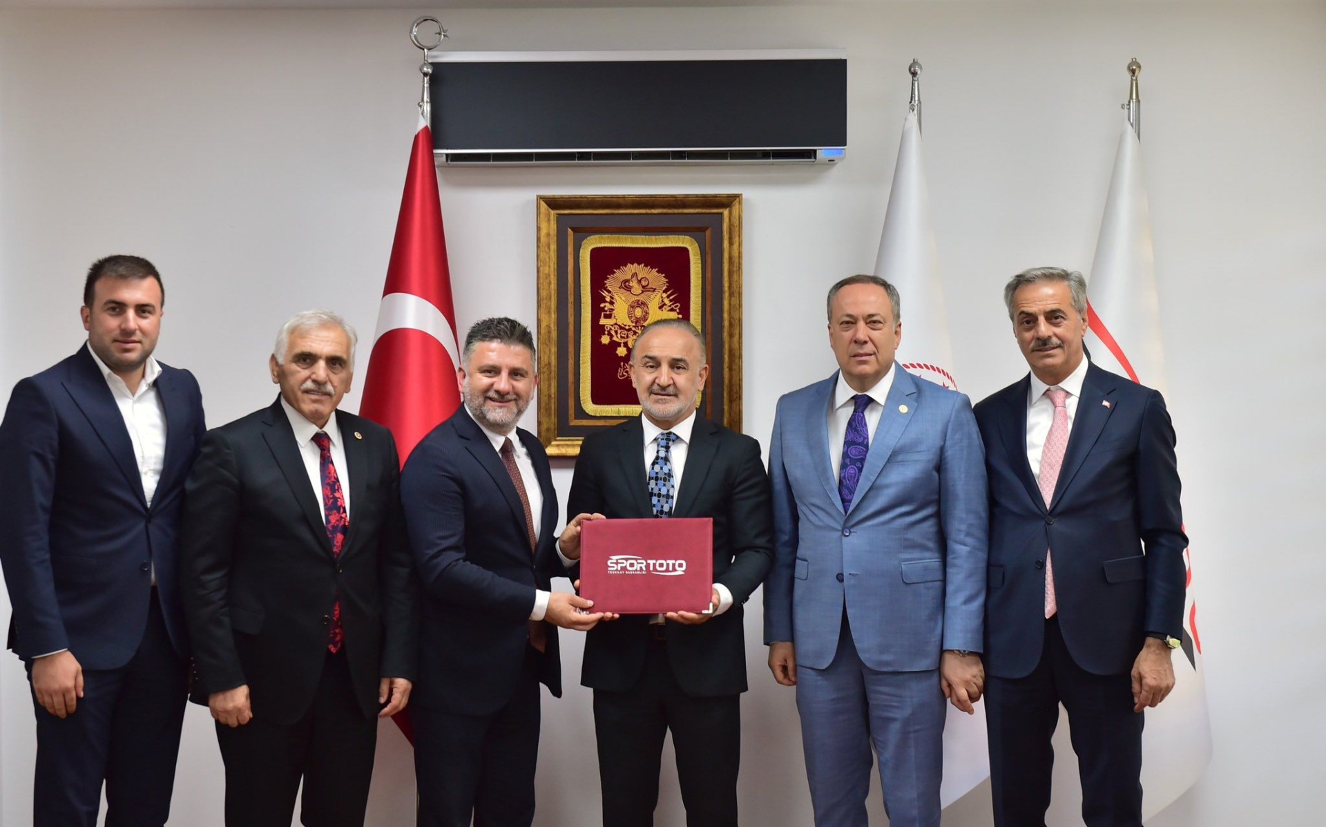 SÖĞÜTLÜ’YE YENİ SPOR YATIRIMLARI GELİYOR